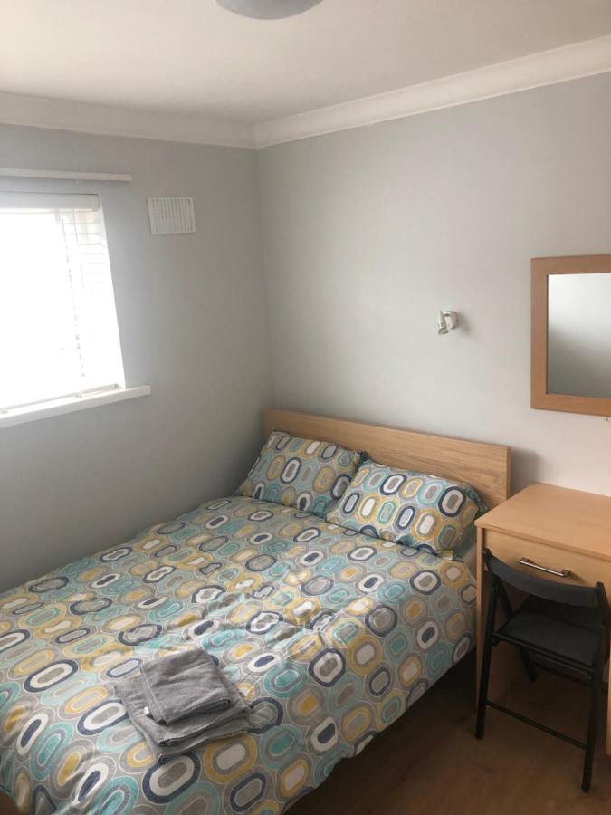Cheerful 4 Bedroom Town House With Bbq, Galway Esterno foto